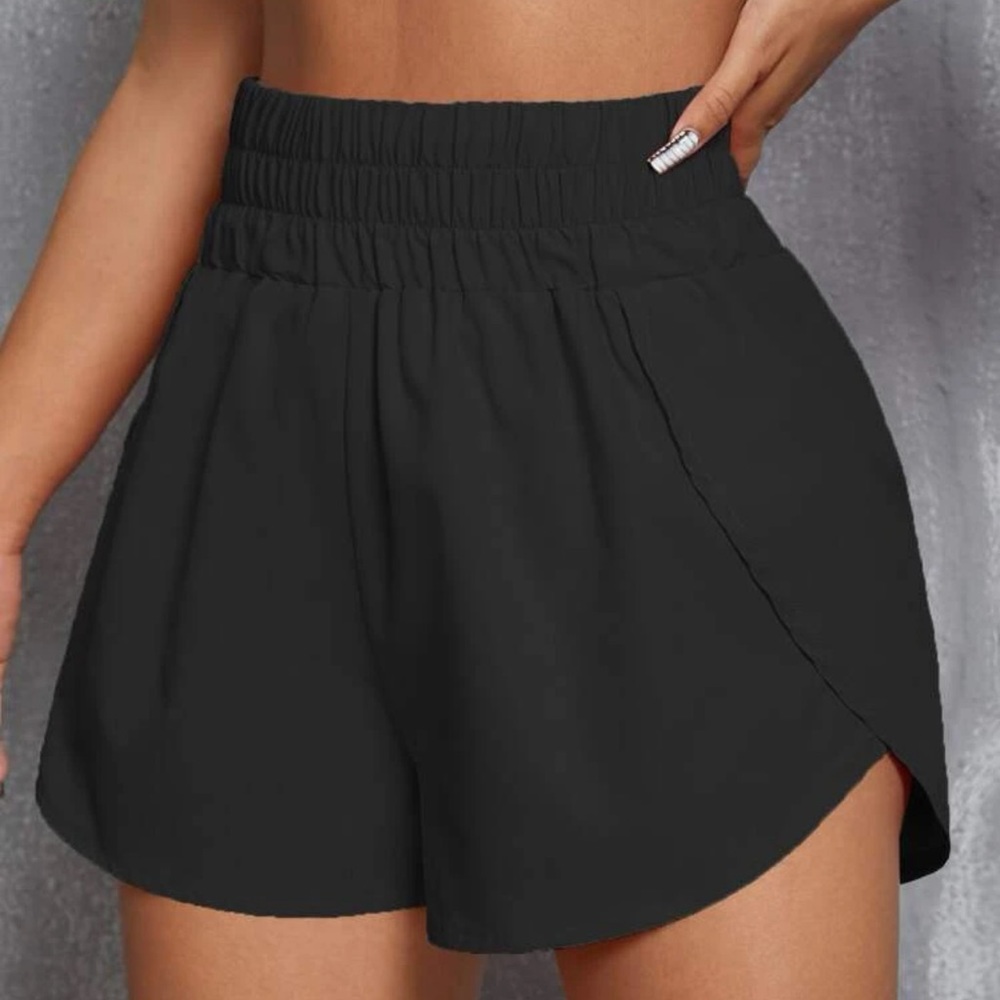 BRAND NEW Running Black Shorts - Picture 5 of 5